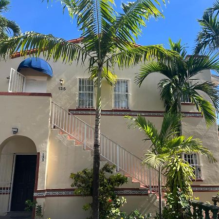 Little Havana Albergue Miami Exterior foto