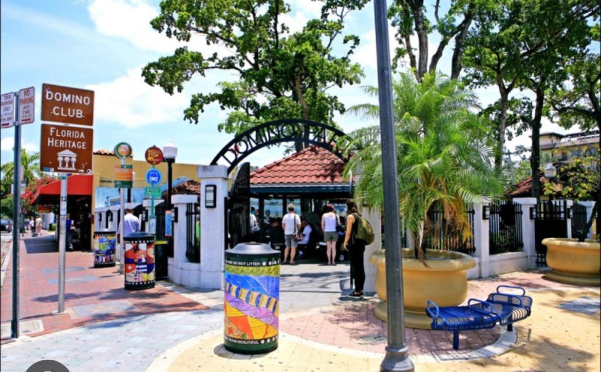 Little Havana Albergue Miami Exterior foto